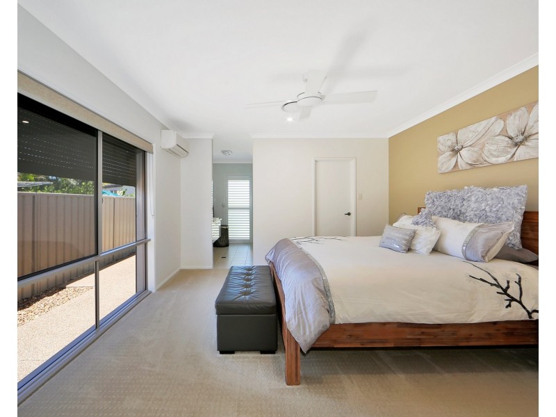 1 NOEME STREET, Burrum Heads QLD 4659