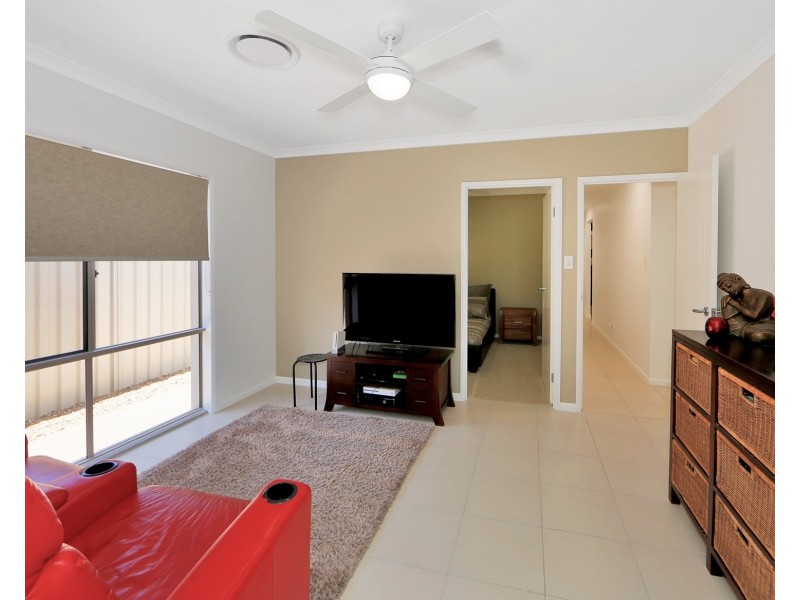 1 NOEME STREET, Burrum Heads QLD 4659