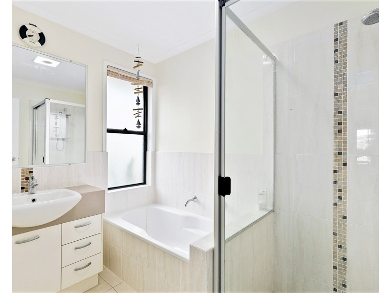 56 SIRENIA DRIVE, Burrum Heads QLD 4659