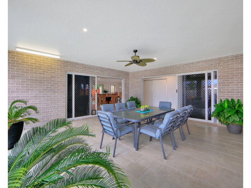 6 TULIPWOOD DRIVE, Burrum Heads QLD 4659