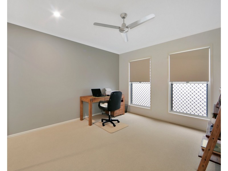 6 TULIPWOOD DRIVE, Burrum Heads QLD 4659