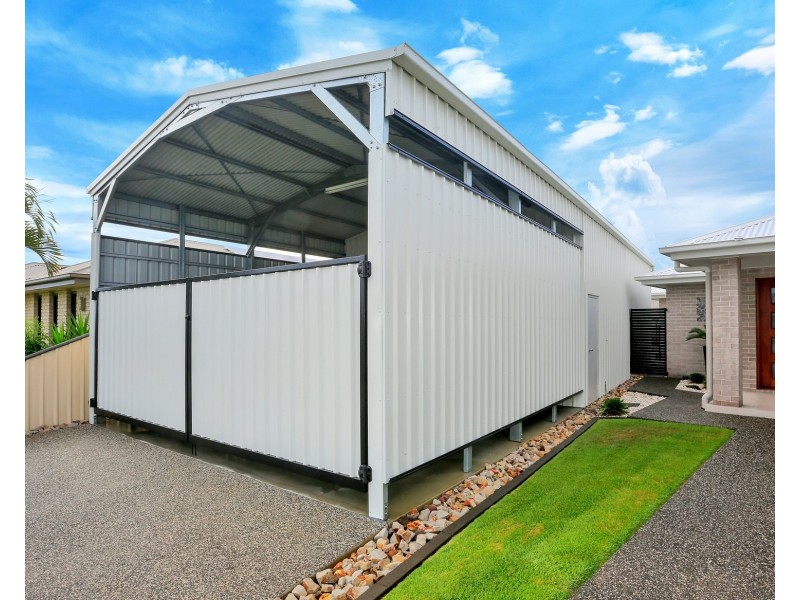 6 TULIPWOOD DRIVE, Burrum Heads QLD 4659