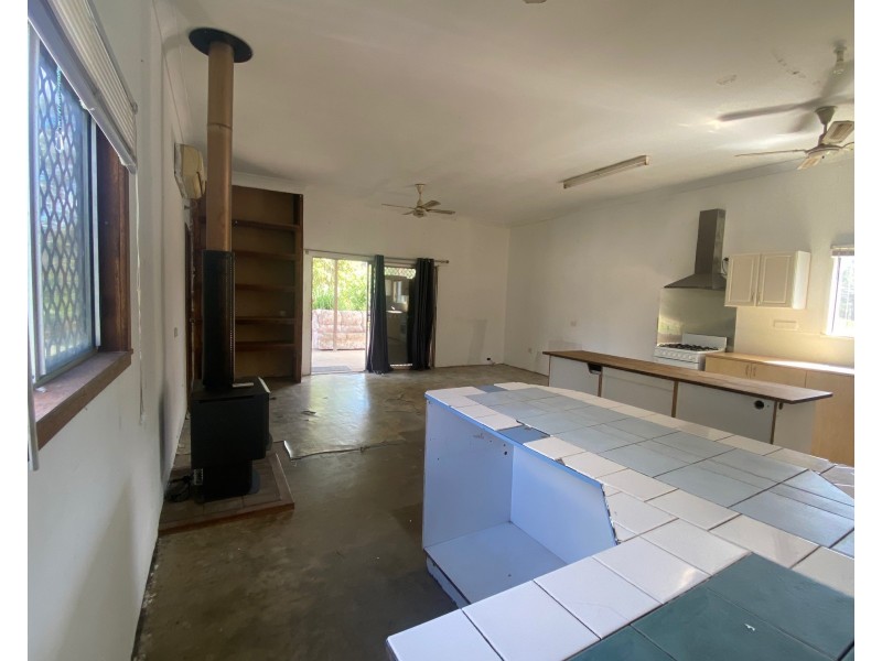 29 PACIFIC HAVEN CIRCUIT, Pacific Haven QLD 4659