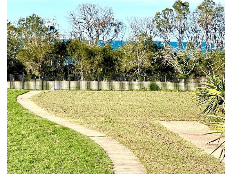 12 SANDCASTLES CIRCUIT, Burrum Heads QLD 4659