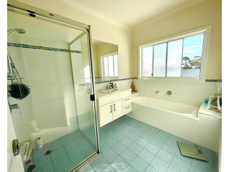 12 SANDCASTLES CIRCUIT, Burrum Heads QLD 4659