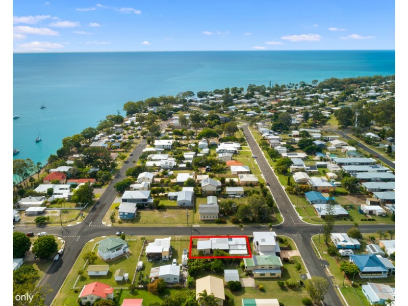 8 Ross Street, Burrum Heads QLD 4659