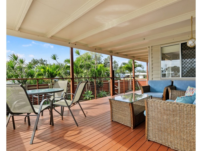 8 Ross Street, Burrum Heads QLD 4659