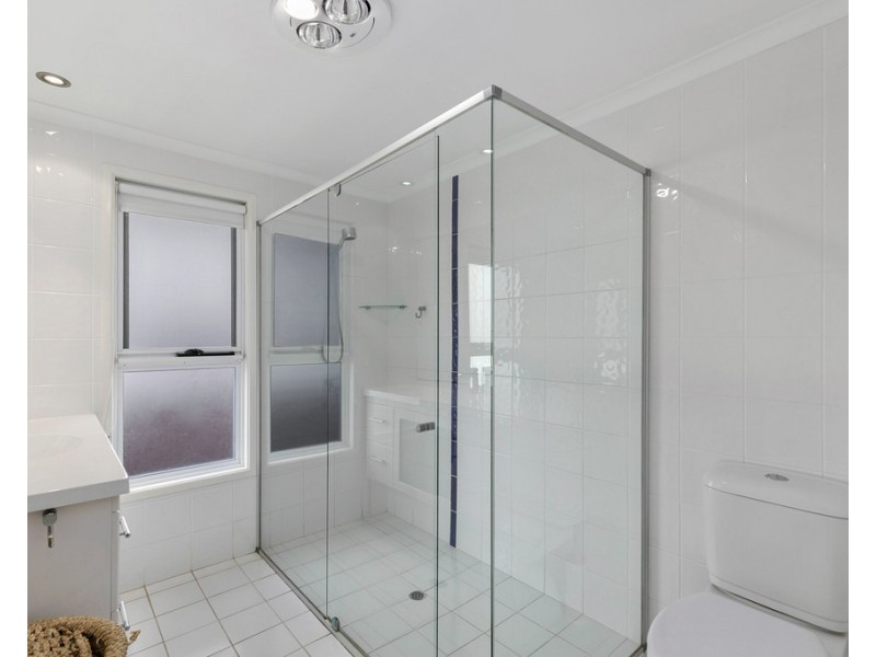 8 Ross Street, Burrum Heads QLD 4659