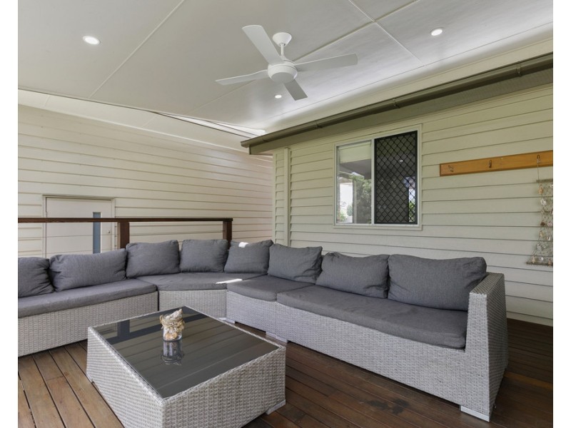 8 Ross Street, Burrum Heads QLD 4659