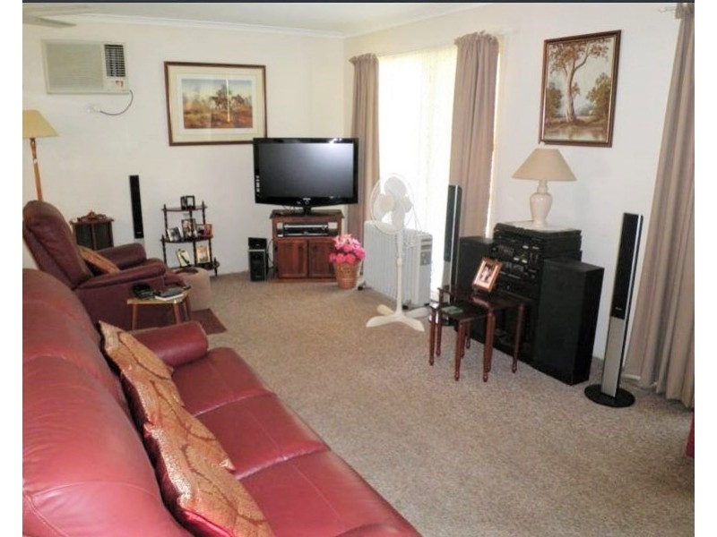 7 HOWARD HEIGHTS ROAD, Howard QLD 4659