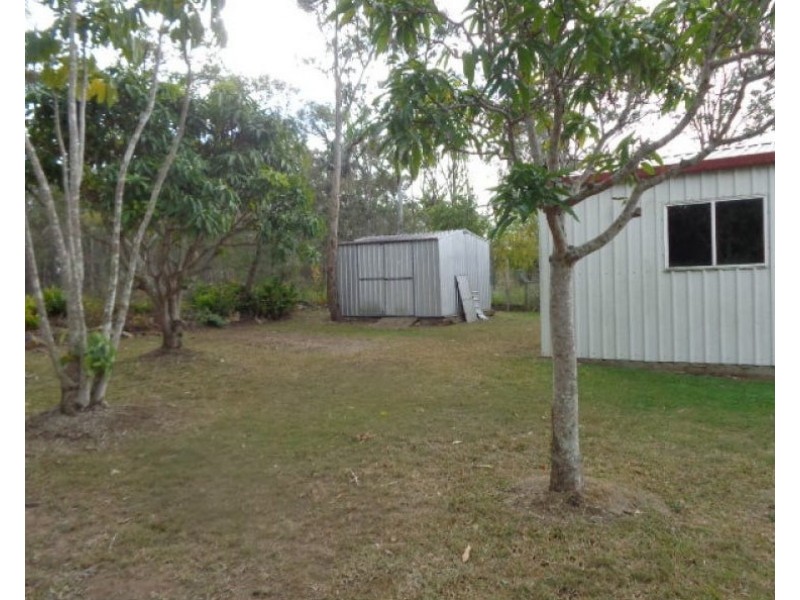 7 HOWARD HEIGHTS ROAD, Howard QLD 4659