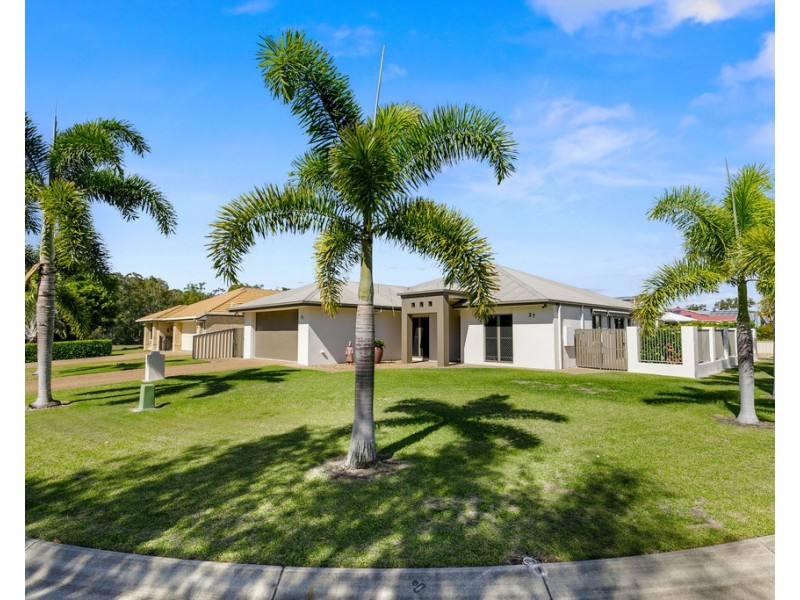 27 LUCAS DRIVE, Burrum Heads QLD 4659