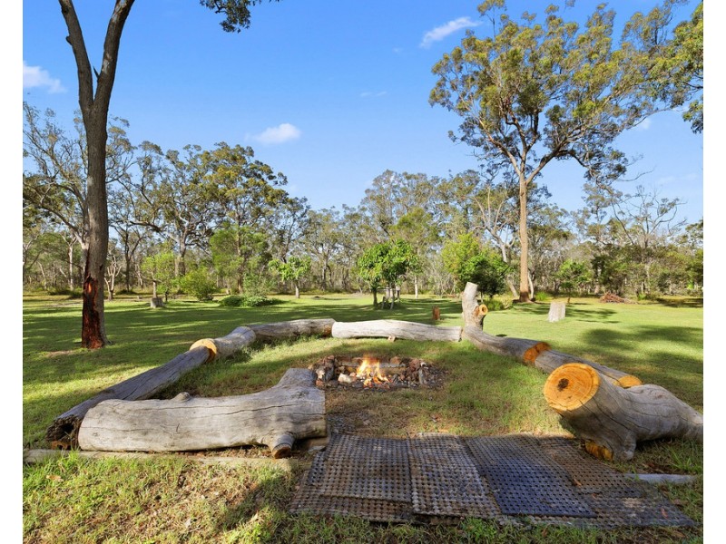 262 PACIFIC HAVEN DRIVE, Pacific Haven QLD 4659