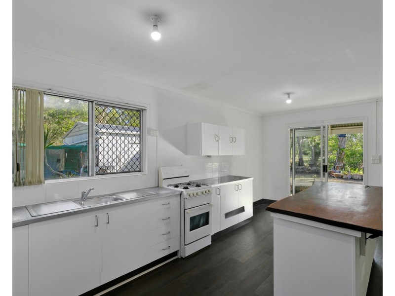 262 PACIFIC HAVEN DRIVE, Pacific Haven QLD 4659