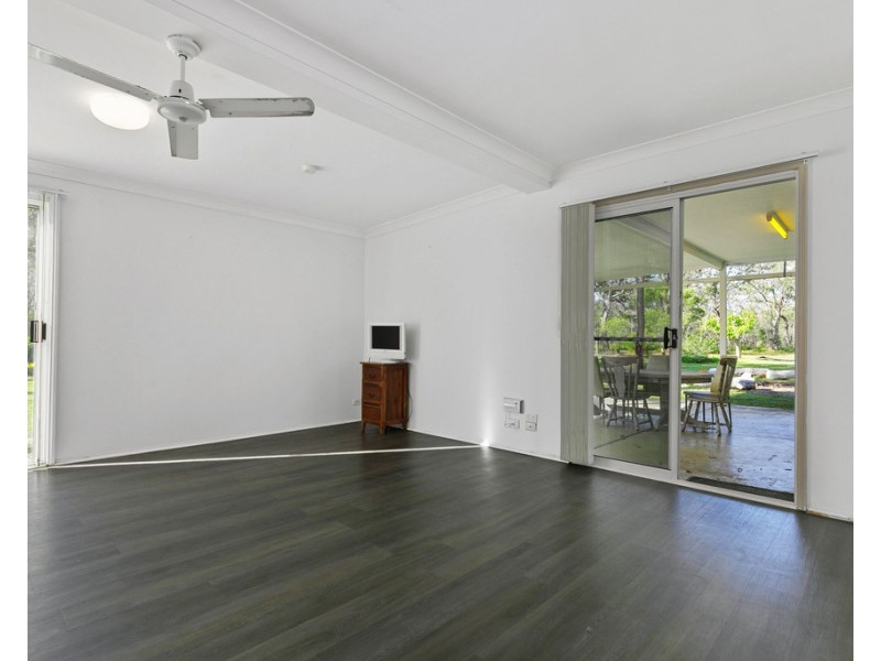 262 PACIFIC HAVEN DRIVE, Pacific Haven QLD 4659