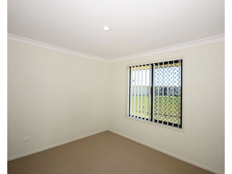 1/12 FULMAR COURT, Burrum Heads QLD 4659