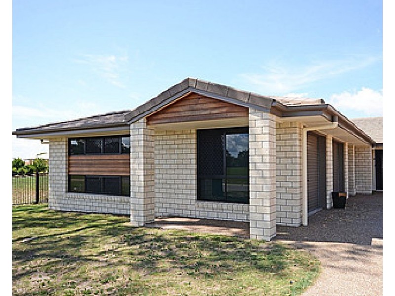 2 /12 FULMAR COURT, Burrum Heads QLD 4659