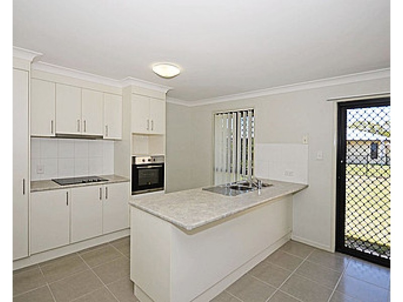2 /12 FULMAR COURT, Burrum Heads QLD 4659