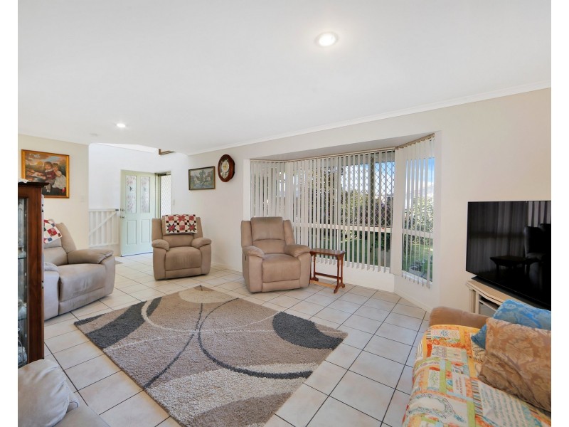 88 RIVERVIEW DRIVE, Burrum Heads QLD 4659