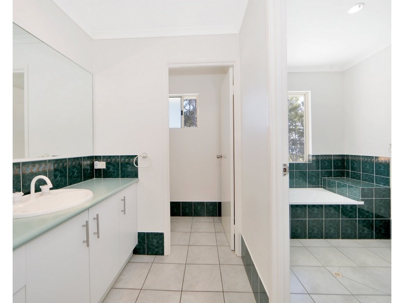 88 RIVERVIEW DRIVE, Burrum Heads QLD 4659