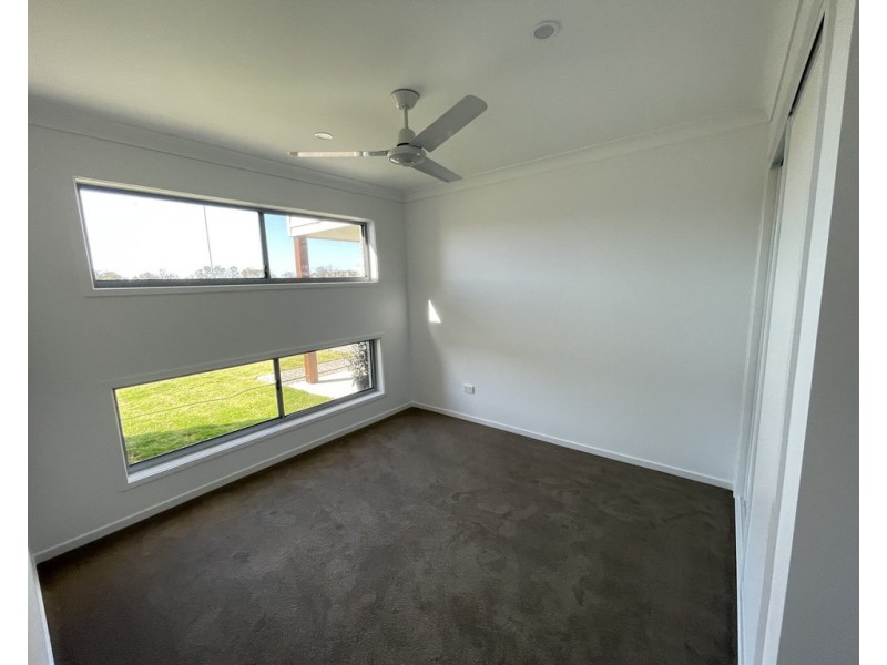 14 Sandcastles Circuit, Burrum Heads QLD 4659