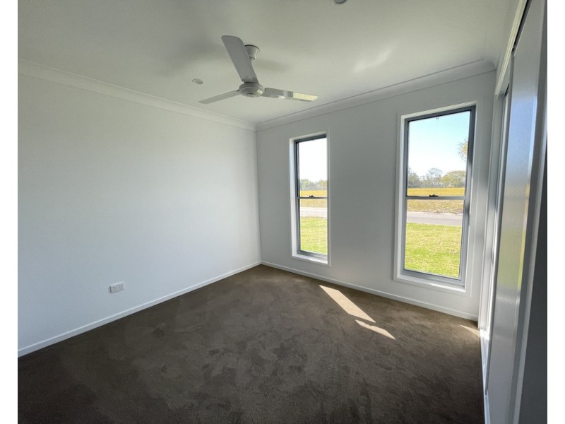 14 Sandcastles Circuit, Burrum Heads QLD 4659