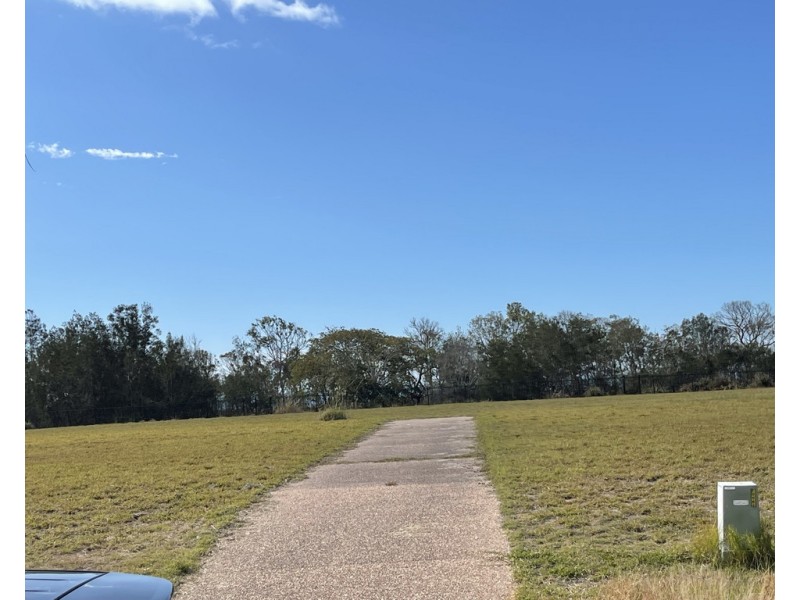 14 Sandcastles Circuit, Burrum Heads QLD 4659