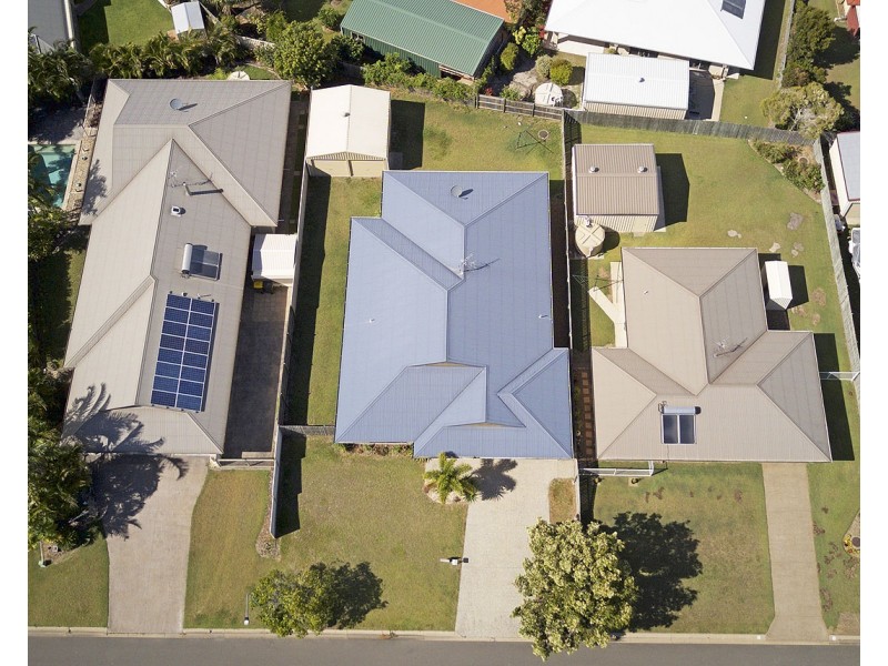 8 KRISTA COURT, Burrum Heads QLD 4659