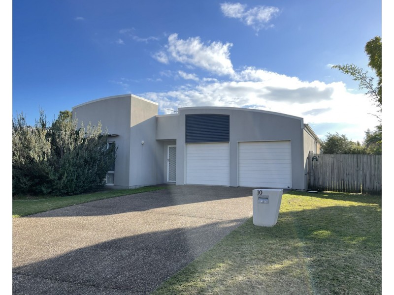 10 Brackish Court, Toogoom QLD 4655