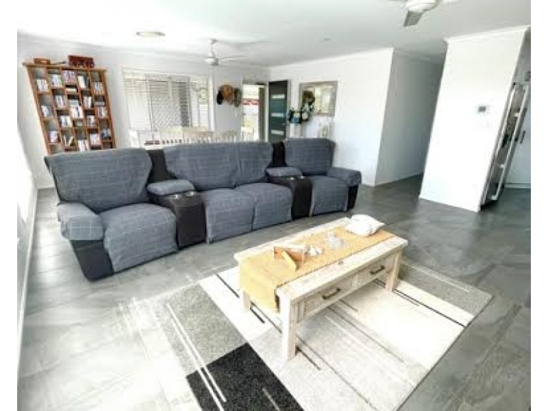 12 SUNRISE CRESCENT, Burrum Heads QLD 4659