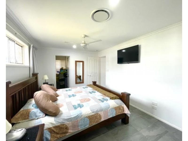 12 SUNRISE CRESCENT, Burrum Heads QLD 4659