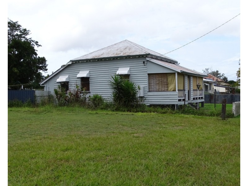 45-47 WATKINS STREET, Howard QLD 4659