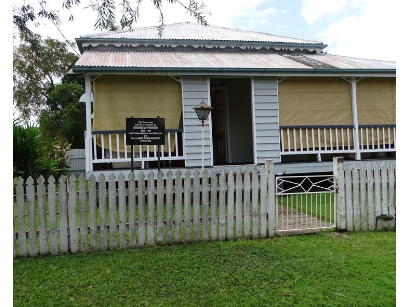 45-47 WATKINS STREET, Howard QLD 4659