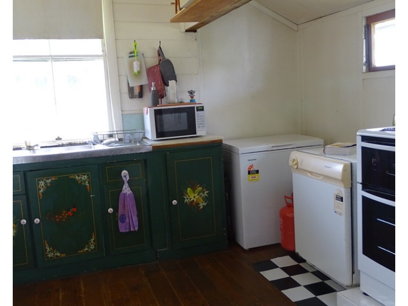 45-47 WATKINS STREET, Howard QLD 4659