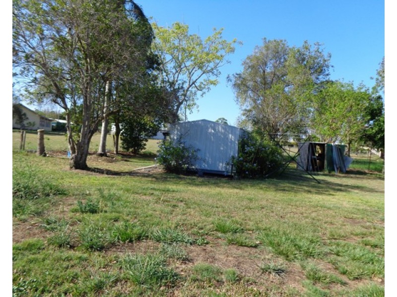 45-47 WATKINS STREET, Howard QLD 4659
