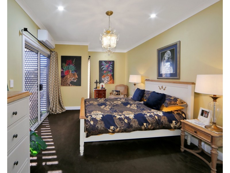 6 HONEY MYRTLE CLOSE, Burrum Heads QLD 4659