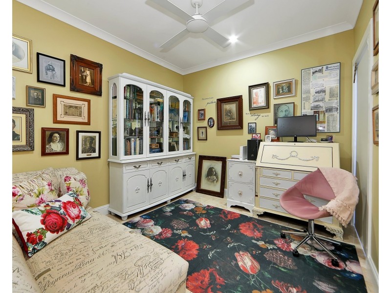 6 HONEY MYRTLE CLOSE, Burrum Heads QLD 4659