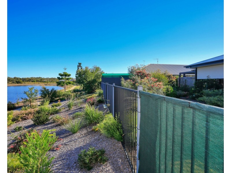 6 HONEY MYRTLE CLOSE, Burrum Heads QLD 4659