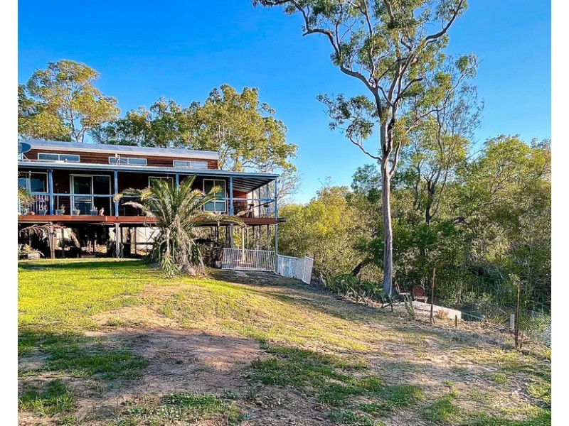 72 PACIFIC HAVEN CIRCUIT, Pacific Haven QLD 4659