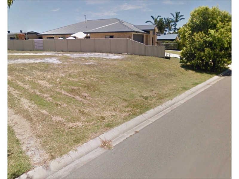 5 KRISTA COURT, Burrum Heads QLD 4659