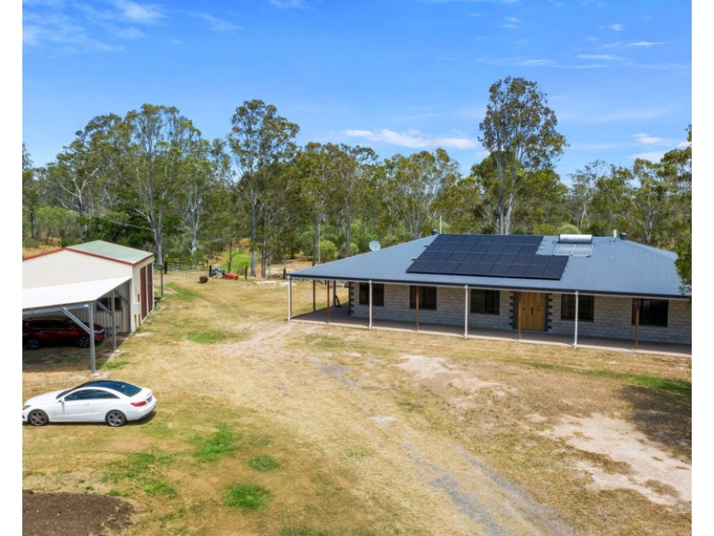 102 RIVER ROAD, Buxton QLD 4660