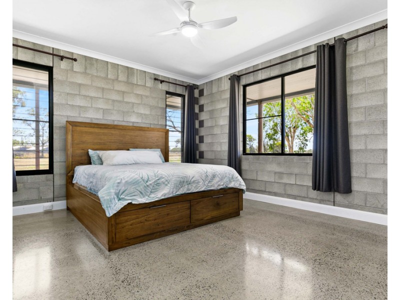 102 RIVER ROAD, Buxton QLD 4660