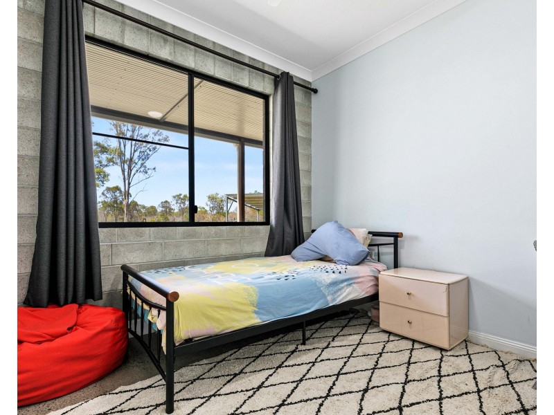 102 RIVER ROAD, Buxton QLD 4660