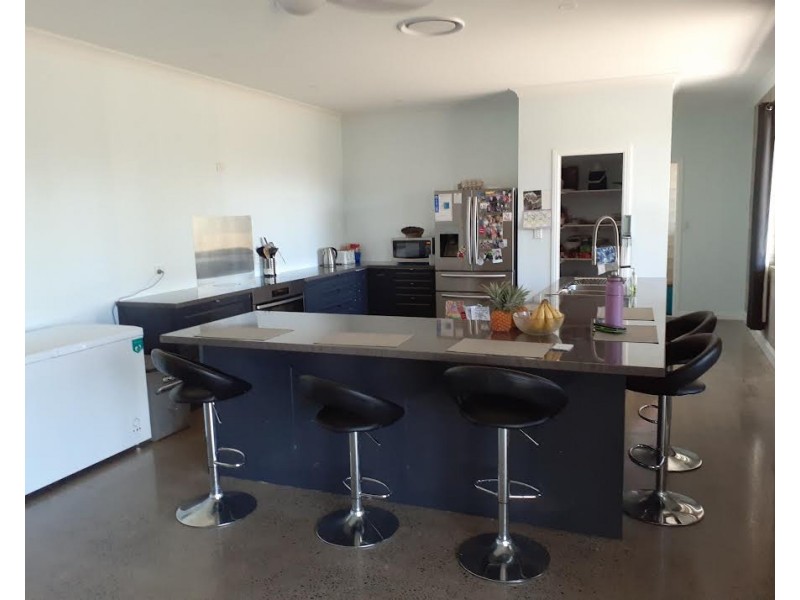 102 RIVER ROAD, Buxton QLD 4660