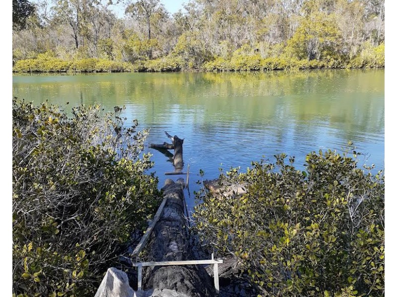 102 RIVER ROAD, Buxton QLD 4660