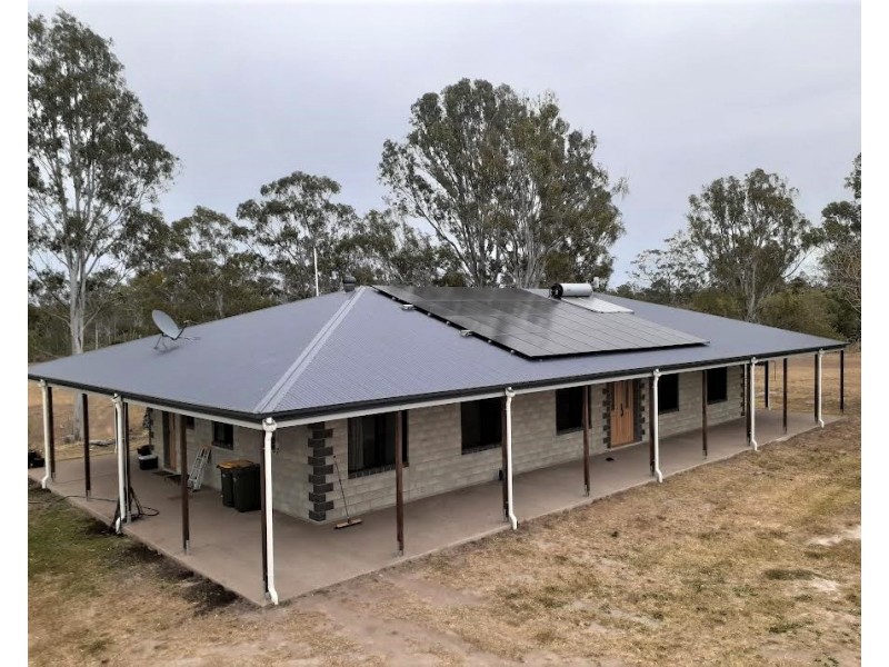 102 RIVER ROAD, Buxton QLD 4660