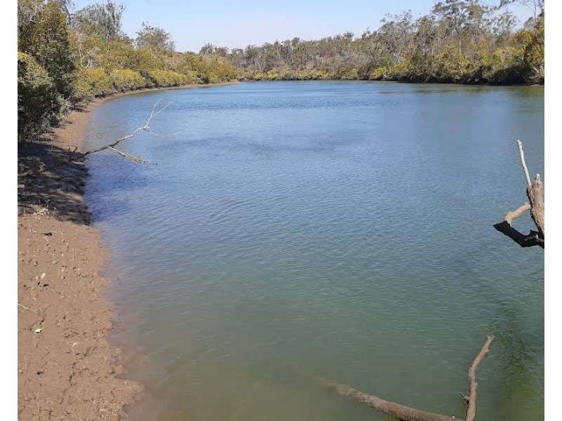 102 RIVER ROAD, Buxton QLD 4660