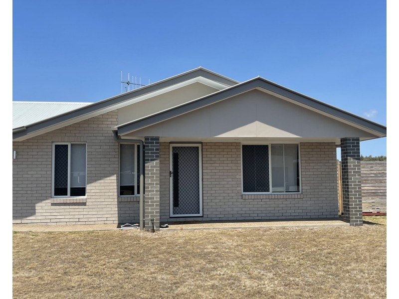 3 Periwinkle Crescent, Toogoom QLD 4655