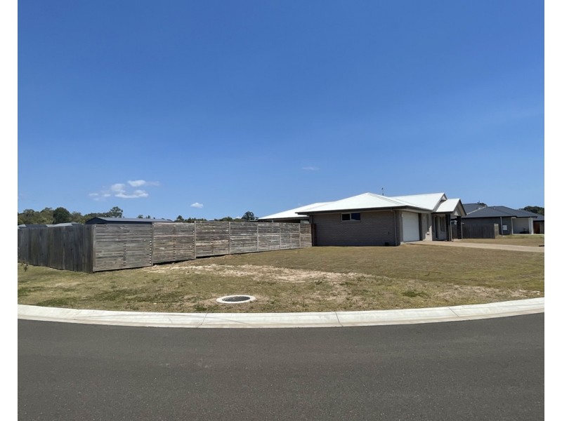 3 Periwinkle Crescent, Toogoom QLD 4655
