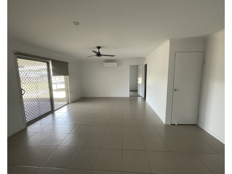 3 Periwinkle Crescent, Toogoom QLD 4655